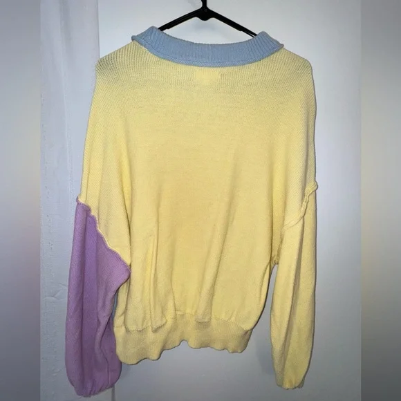 Colorblock Sweater - Picture 2 of 2